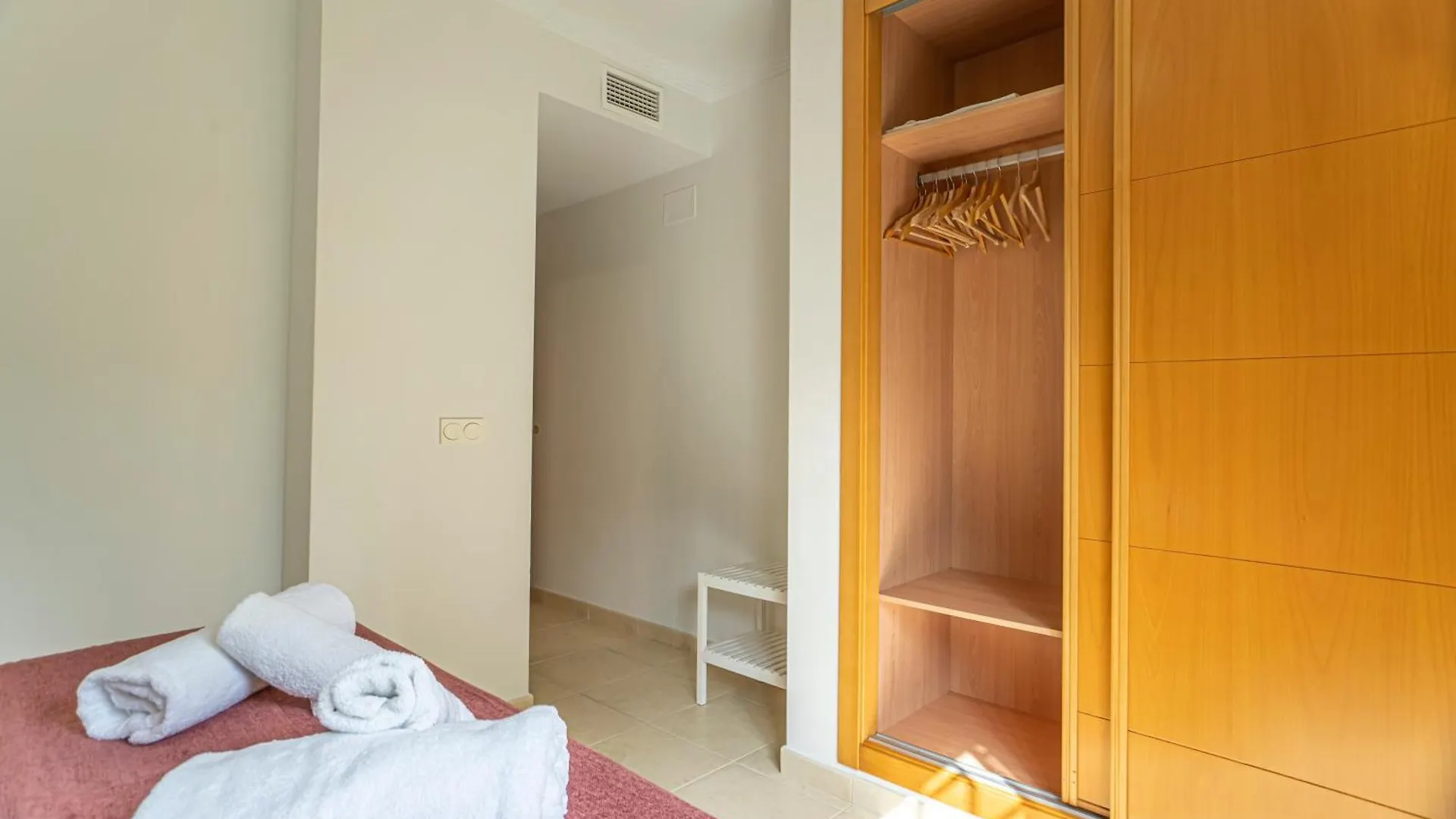 Apartamento En Torre Del Mar Apartment